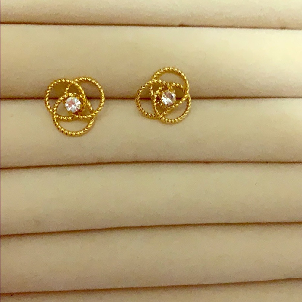 Gold plated earrings with diamond center - Picture 1 of 3